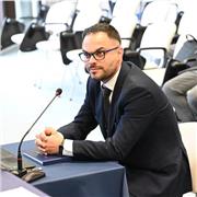 Mi è sempre piaciuta la matematica sin da bambino e adoro svolgere compiti dove viene richiesto il calcolo numerico